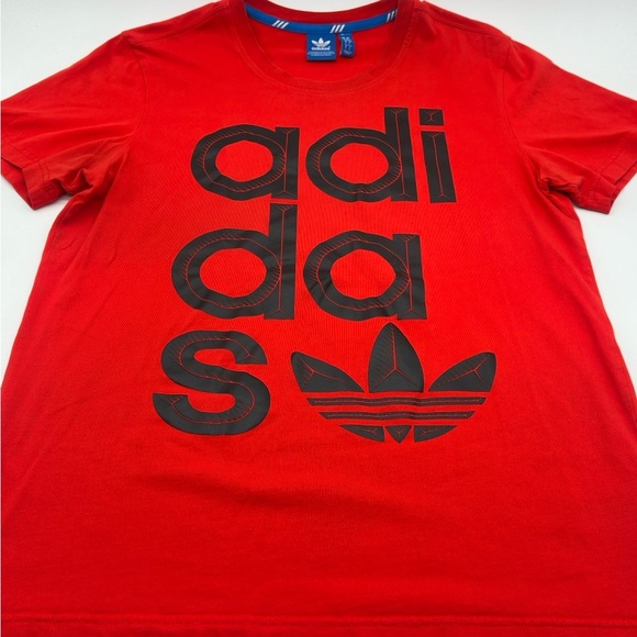 Adidas Reverse Front T-shirt Logo Wrap Red Mens Large 20Wx27L - Picture 1 of 6